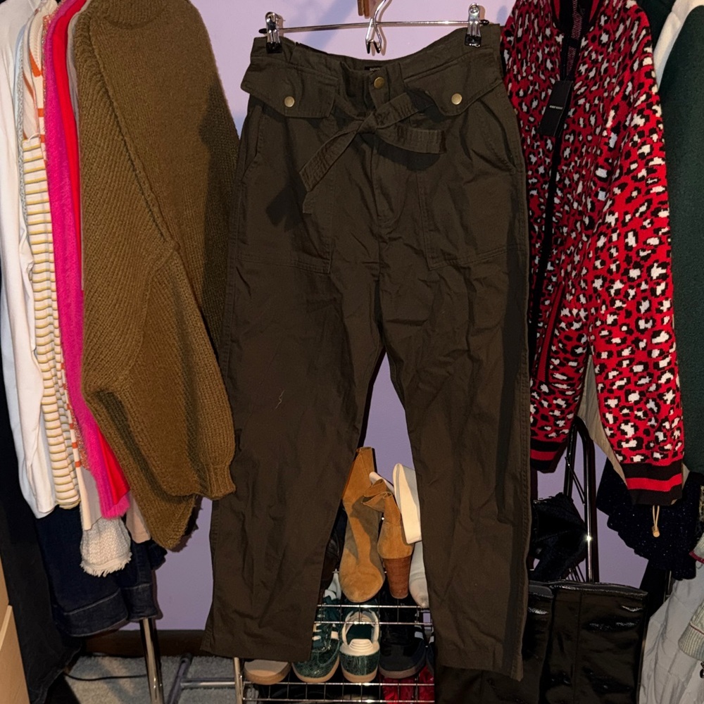 Banana Republic Dark Olive Cropped Pants